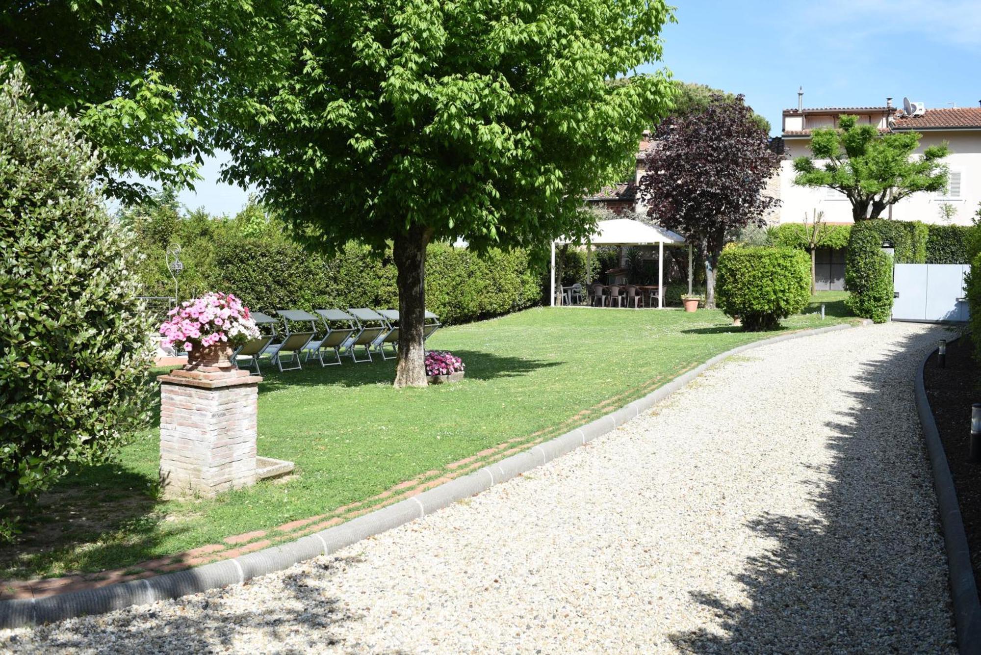 Casa Del Merlo Sant'Andrea di Compito Exterior photo